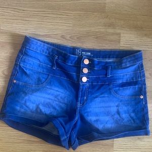 Mid-rise button up jean shorts